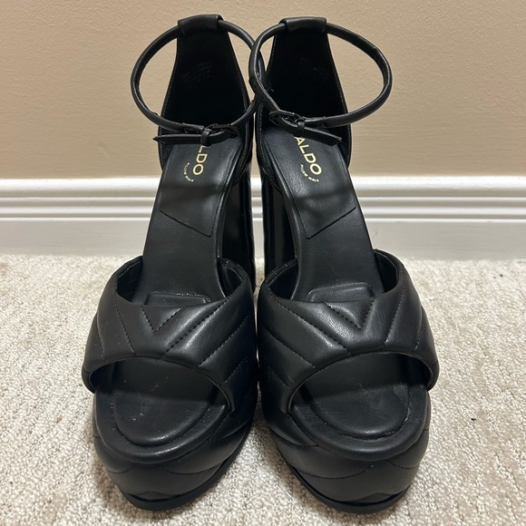 Aldo Heels - Picture 2 of 5